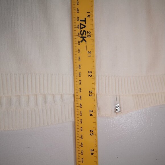 Alia Petites Ladies Small Cable Stitch Cream Colored Sweater - Picture 9 of 9